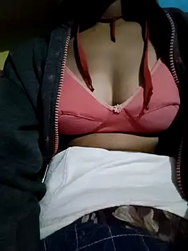 Poonam12A online show from November 2025 11:40:02 PM