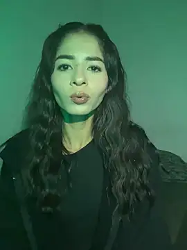 phenixpink22 online show from November 2025 04:47:02 AM