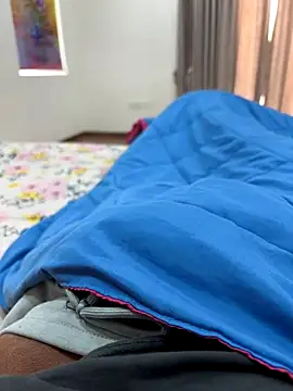 Snapshot of Raj3090 chatting on December 2025 04:32:01 AM Raj3090 online show from December 2025 04:32:01 AM