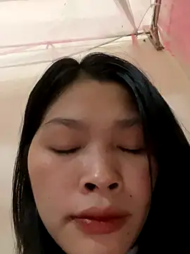 Snapshot of simmi-2 chatting on October 2025 05:04:02 AM simmi-2 online show from October 2025 05:04:02 AM