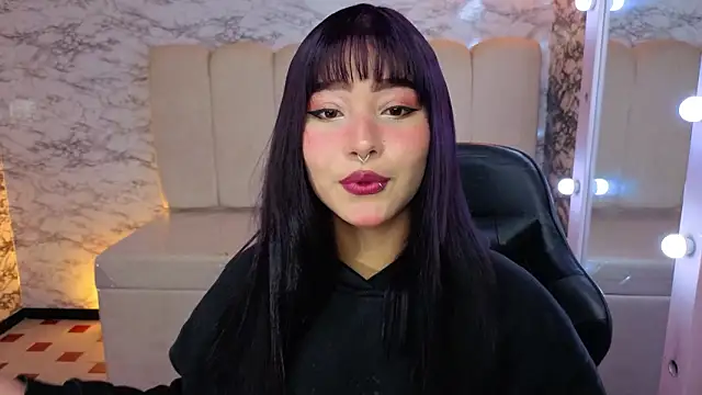 Afrodita Wild v online show from March 2026 03:13:01 AM