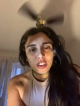 gigi333regi online show from November 2025 09:33:01 AM