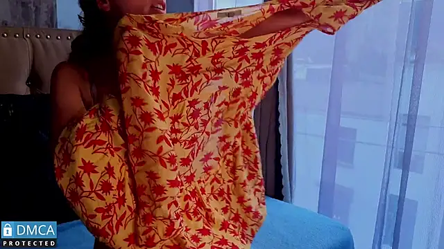 eva delight  online show from November 2025 04:51:01 PM