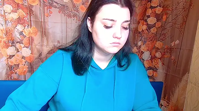 ScarletCargo online show from December 2025 06:08:02 AM