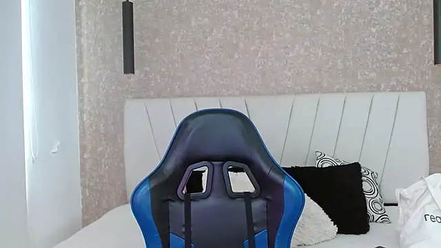 AliceSmity  online show from March 2026 02:00:01 PM