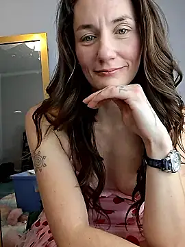 SkyDancerJade online show from April 2026 07:52:02 PM