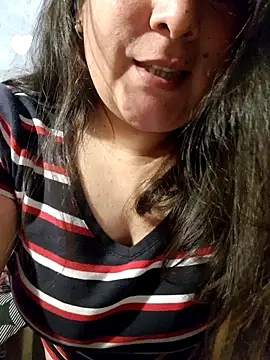 Clara Arg online show from October 2025 12:17:02 PM