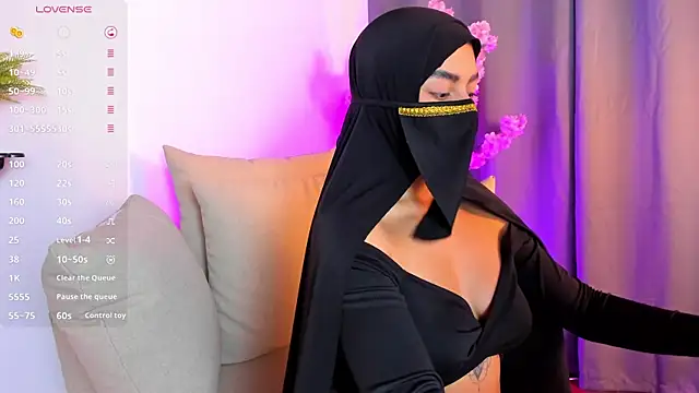 shaima   online show from December 2025 10:39:02 PM