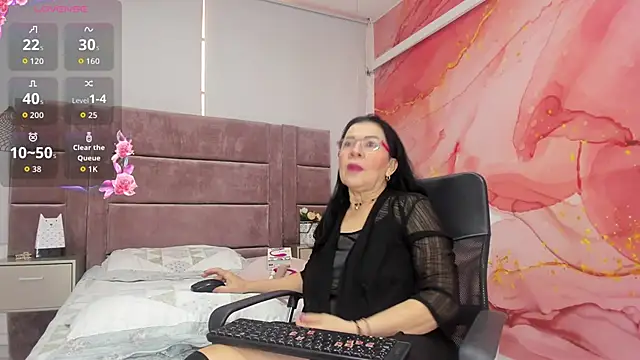 laliItaclark online show from February 2026 12:10:01 PM