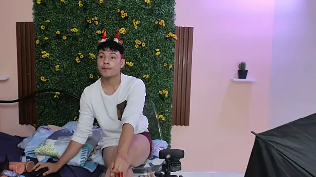 angel666smit online show from October 2025 01:56:02 PM