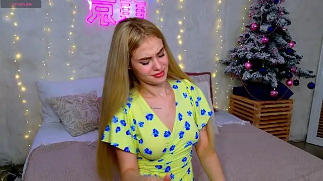 Rose Masson online show from December 2025 10:00:02 AM