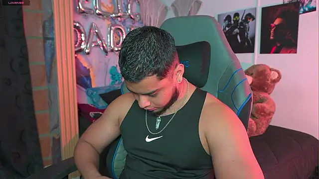 Tiler wolker online show from March 2026 12:26:01 AM