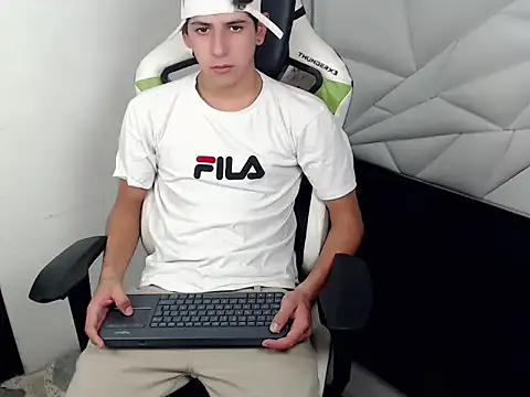 Cash G  online show from November 2025 08:41:02 PM