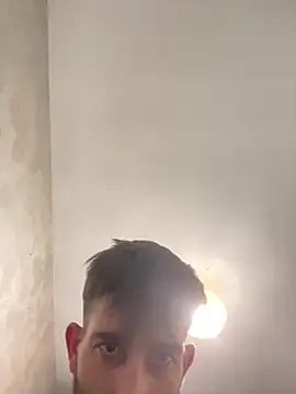 Snapshot of Dondeloquieras4 chatting on February 2026 12:36:01 AM Dondeloquieras4 online show from February 2026 12:36:01 AM