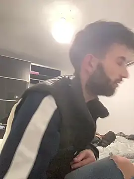 Snapshot of Dondeloquieras4 chatting on February 2026 05:53:02 PM Dondeloquieras4 online show from February 2026 05:53:02 PM