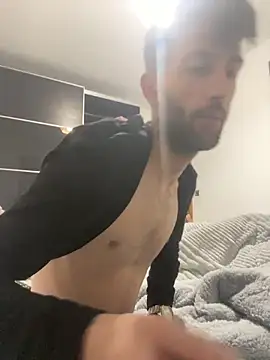 Snapshot of Dondeloquieras4 chatting on February 2026 11:48:01 PM Dondeloquieras4 online show from February 2026 11:48:01 PM