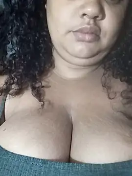 Snapshot of safirahot69 chatting on November 2025 09:20:01 AM safirahot69 online show from November 2025 09:20:01 AM