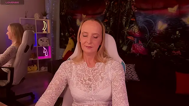 Snapshot of ScarlettPalmer chatting on December 2025 10:22:02 AM ScarlettPalmer online show from December 2025 10:22:02 AM