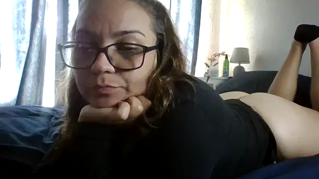 Snapshot of lilMissMarli chatting on January 2026 12:09:02 PM lilMissMarli online show from January 2026 12:09:02 PM