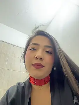 Hannahpradaa  online show from November 2025 11:54:01 AM