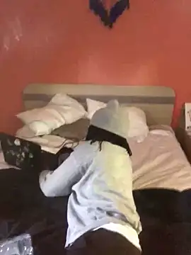 TheRealKnottiHead online show from November 2025 08:11:02 PM