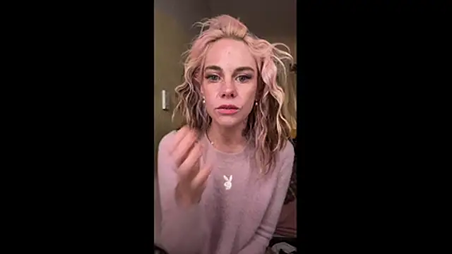 roxiebaby online show from October 2025 01:53:02 AM