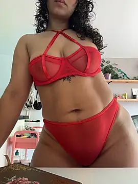 Snapshot of SugarTroubl33 chatting on February 2026 02:02:01 PM SugarTroubl33 online show from February 2026 02:02:01 PM