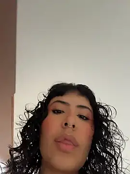 Snapshot of SugarTroubl33 chatting on February 2026 01:40:02 PM SugarTroubl33 online show from February 2026 01:40:02 PM