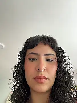 Snapshot of SugarTroubl33 chatting on March 2026 01:51:01 PM SugarTroubl33 online show from March 2026 01:51:01 PM