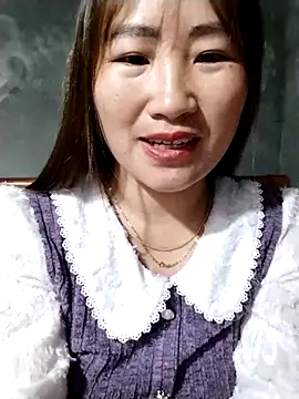 emini-xx online show from February 2026 03:06:01 AM