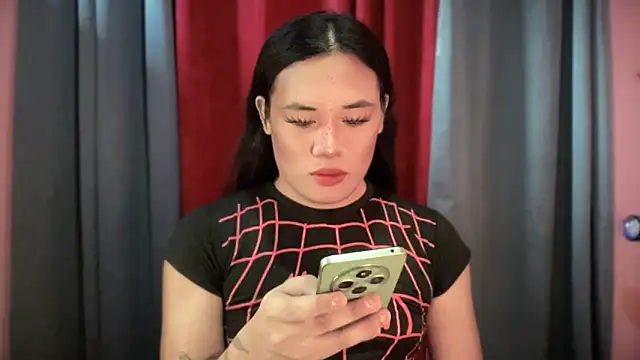 untouchable mia online show from November 2025 10:30:01 PM