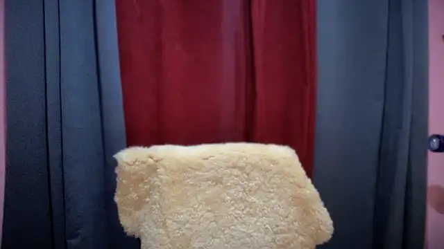 untouchable mia online show from November 2025 10:36:02 AM