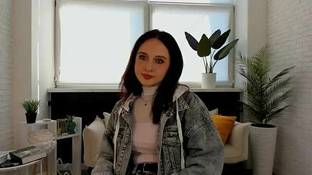 Snapshot of TalishaSturdy chatting on October 2025 09:43:01 AM TalishaSturdy online show from October 2025 09:43:01 AM