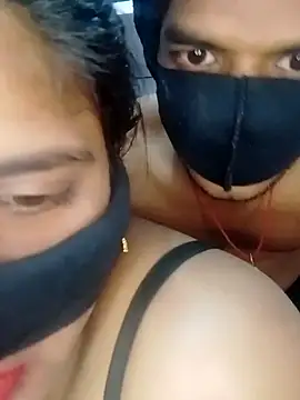 hot couple 000 online show from December 2025 01:42:01 PM