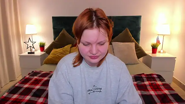 Snapshot of babyyullii chatting on March 2026 06:08:02 AM babyyullii online show from March 2026 06:08:02 AM