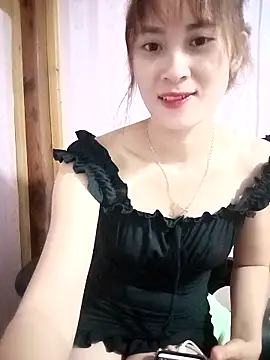 Em xinh01 online show from May 2026 12:48:01 PM