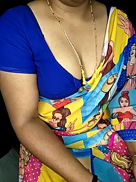 shreyareddy99 online show from February 2026 12:53:01 AM