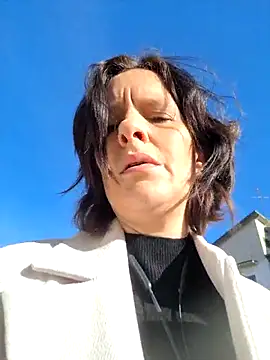 Piediniecollant online show from February 2026 08:26:01 AM