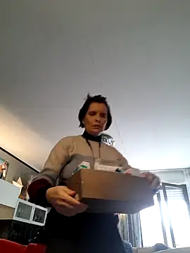 Piediniecollant online show from March 2026 11:17:01 AM