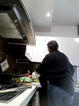 Piediniecollant online show from March 2026 11:14:01 AM