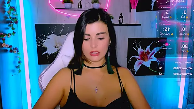 NestiSharm online show from November 2025 09:37:02 AM