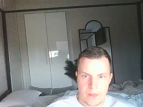 Snapshot of scotsman202513 chatting on October 2025 04:44:02 PM scotsman202513 online show from October 2025 04:44:02 PM