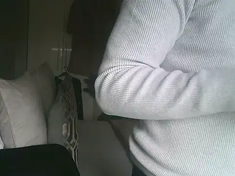 Snapshot of scotsman202513 chatting on November 2025 10:04:02 AM scotsman202513 online show from November 2025 10:04:02 AM