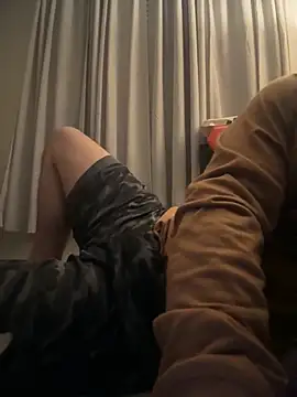 Snapshot of Cubanno chatting on November 2025 11:45:01 AM Cubanno online show from November 2025 11:45:01 AM