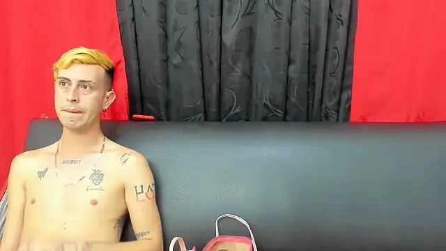 Snapshot of In_my_room_anything_goes chatting on July 2026 04:05:01 AM In my room anything goes online show from July 2026 04:05:01 AM