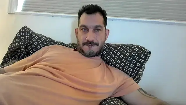 ckraiders84 online show from November 2025 07:15:01 PM