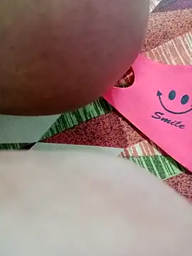 Laal Parilove online show from December 2025 05:20:01 PM