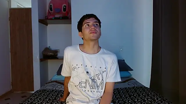 Snapshot of steven_king_55 chatting on October 2025 12:52:02 PM steven king 55 online show from October 2025 12:52:02 PM