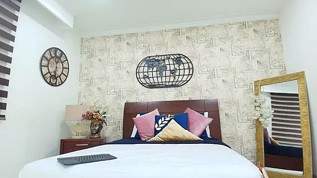 Marilyn Blakee online show from November 2025 12:38:02 PM