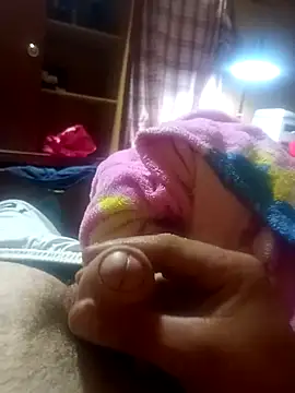 calitox1995 online show from November 2025 08:38:01 AM